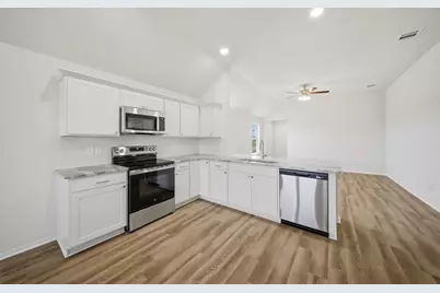 137 Cotton Cove, Snook, TX 77879 - Photo 12