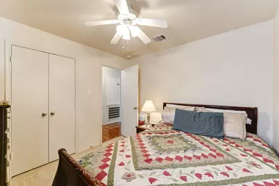 1934 Robcrest Way, Missouri City, TX 77489 - Photo 14