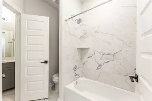 1735 Rustling Creek Dr, Missouri City, TX 77459 - Photo 38