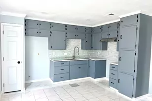 718 Blue Rock Ct, Houston, TX 77060 - Photo 6