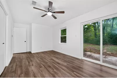 311 Crest Hill Drive, Conroe, TX 77301 - Photo 22