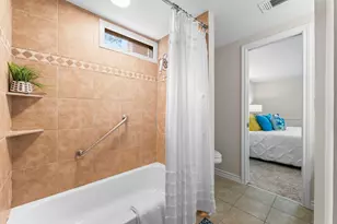 1745 E Pine Lake Cir, Conroe, TX 77316 - Photo 36