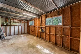 1745 E Pine Lake Cir, Conroe, TX 77316 - Photo 44