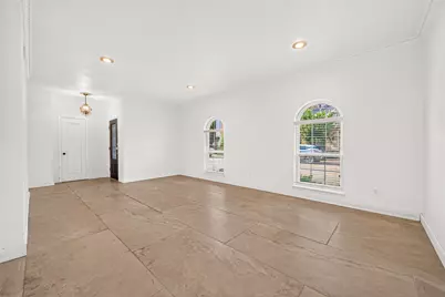8615 La Fonte Street, Houston, TX 77024 - Photo 12