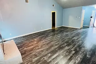 7215 La Entrada Dr, Houston, TX 77083 - Photo 6