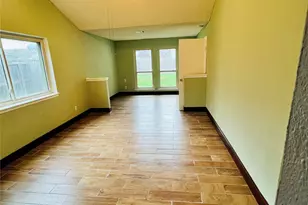 7215 La Entrada Dr, Houston, TX 77083 - Photo 8