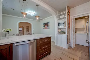 2415 31st St, Galveston, TX 77550 - Photo 20