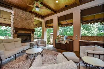 10 Player Pond Place, The Woodlands, TX 77382 - Photo 42