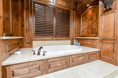 10 Player Pond Place, The Woodlands, TX 77382 - Photo 28