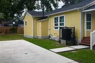 5002 Wayne St, Houston, TX 77026 - Photo 4