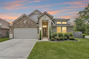 429 Branch Oak Ct, La Marque, TX 77568 - Photo 1