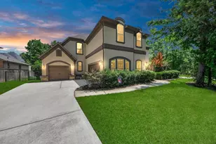 102 Stonecrop Pl, Montgomery, TX 77316 - Photo 2