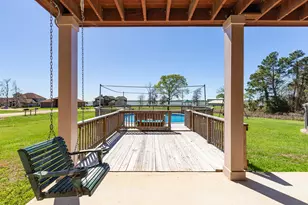 264 Falcon Point, Onalaska, TX 77360 - Photo 32