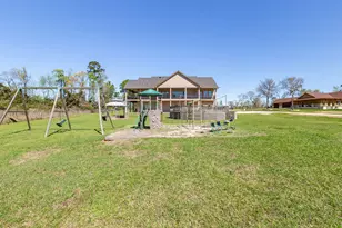 264 Falcon Point, Onalaska, TX 77360 - Photo 40