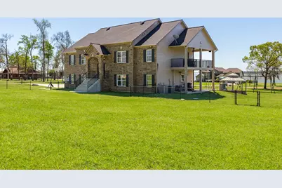 264 Falcon Point, Onalaska, TX 77360 - Photo 2