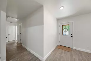 9096 N Comanche Cir, Willis, TX 77378 - Photo 2