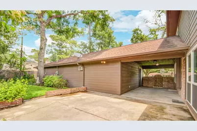 10902 Brentway Drive, Houston, TX 77070 - Photo 28