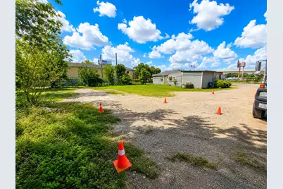9800 Eastex Freeway, Houston, TX 77093 - Photo 10
