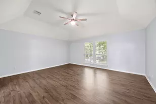 2430 Waterwood Dr, Sugar Land, TX 77479 - Photo 32