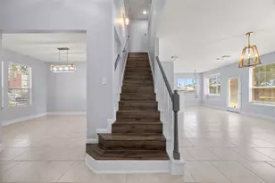 2430 Waterwood Dr, Sugar Land, TX 77479 - Photo 24
