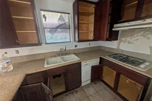 11623 W Bellfort Ave, Houston, TX 77099 - Photo 2