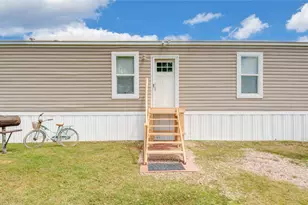 5366 West Belt, Brazoria, TX 77422 - Photo 1