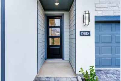 12018 Royal Oaks Banner Way, Houston, TX 77082 - Photo 2