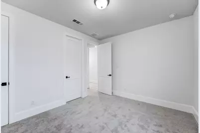 12018 Royal Oaks Banner Way, Houston, TX 77082 - Photo 14