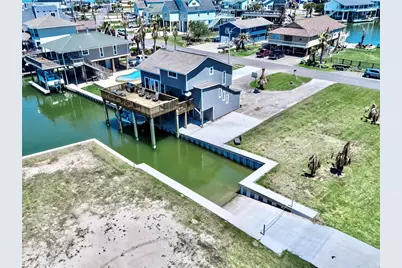 303 Tahiti Road, Tiki Island, TX 77554 - Photo 6