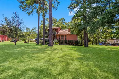 11505 US Highway 190 W, Livingston, TX 77351 - Photo 1