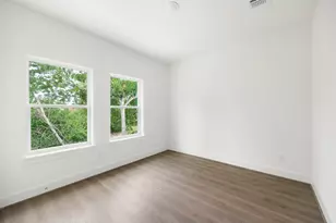 829 Paul Quinn St, Houston, TX 77091 - Photo 16