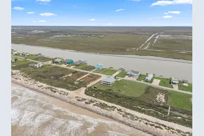 1839 County Road 230 Drive, Sargent, TX 77414 - Photo 10