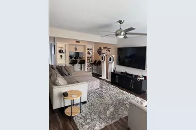 6111 Beverly Hill Street #35, Houston, TX 77057 - Photo 4