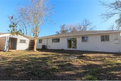 1106 Twin Falls Road, Houston, TX 77088 - Photo 20