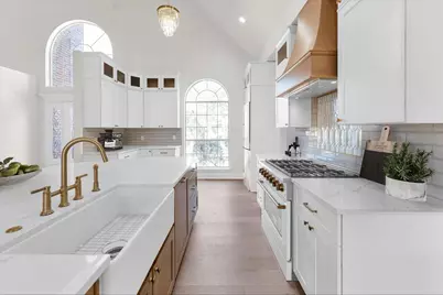 116 Spring Lake Drive, Conroe, TX 77356 - Photo 18