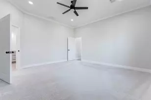 8405 Folkstone Ln, Houston, TX 77075 - Photo 30