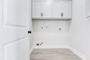 8405 Folkstone Ln, Houston, TX 77075 - Photo 20