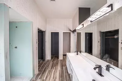 1627 Mabry Mill Road, Houston, TX 77062 - Photo 22