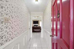 1002 Patricia Dr, Deer Park, TX 77536 - Photo 2