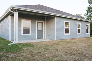 303 Canal St, Port Neches, TX 77651 - Photo 18