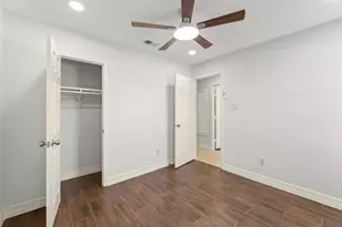 12402 Jaguar Dr, Houston, TX 77477 - Photo 16