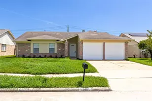 12402 Jaguar Dr, Houston, TX 77477 - Photo 1