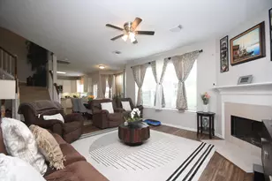 9805 Sunnycoast Ln, Pearland, TX 77584 - Photo 12