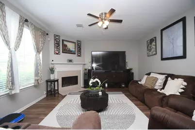 9805 Sunnycoast Lane, Pearland, TX 77584 - Photo 6