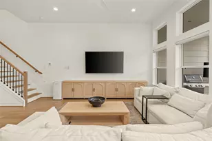 804 Aurora St, Houston, TX 77009 - Photo 10
