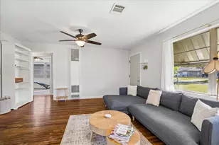 2418 Roy Cir, Houston, TX 77007 - Photo 12