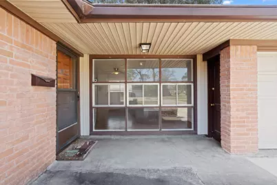 1409 Conrad Sauer Drive, Houston, TX 77043 - Photo 2