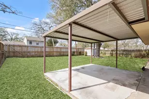 1409 Conrad Sauer Dr, Houston, TX 77043 - Photo 18