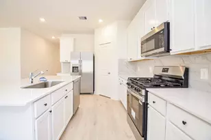 31134 Royal Acres Ct, Fulshear, TX 77441 - Photo 10