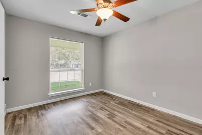 3937 Tumbleweed Lane, Baytown, TX 77521 - Photo 18